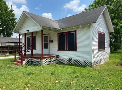 5610 Pickfair St, Houston, TX 77026 - photo 2