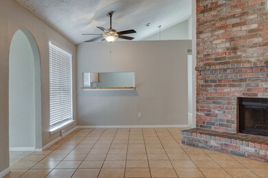 6222 Clayridge Dr, Houston, TX 77053 - photo 4