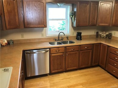 51 Washington St, North Tonawanda, NY 14120 - photo 6