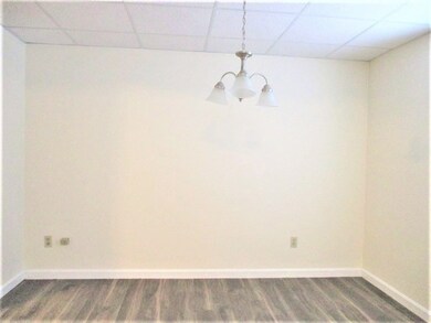 100 Trapelo Rd unit 5, Waltham, MA 02452 - photo 5