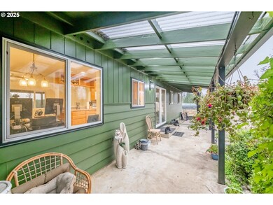 40235 Rainbow Dr, Scio, OR 97374 - photo 6