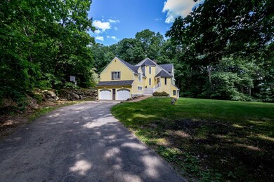 62 Alexander Rd, Londonderry, NH 03053 - photo 2
