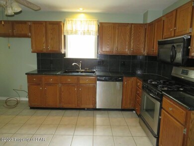 39 Ransom St, Kingston, PA 18704 - photo 6