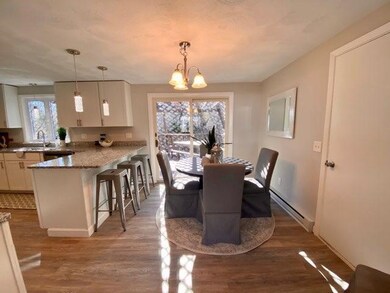 Dining Area, Eat-In-Kitchen w/ Sliders to Private