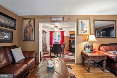 47 Theresa St, Ewing, NJ 08618 - photo 4