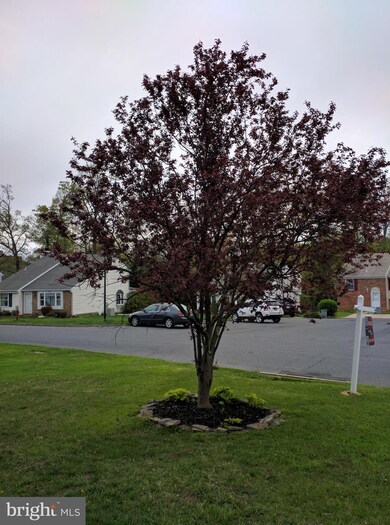 9309 Beowulf Cir, Rosedale, MD 21237 - photo 2