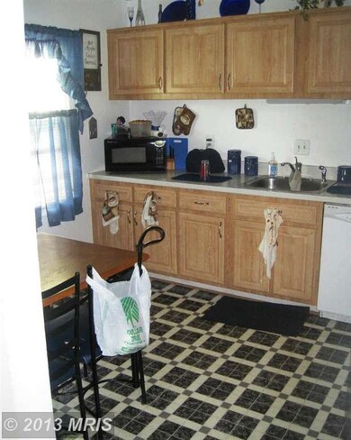 2916 Wythe Ct, Woodbridge, VA 22191 - photo 2