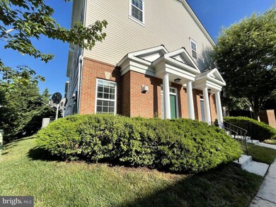 7025 Huntley Run Place unit 104, Alexandria, VA 22306 - photo 2