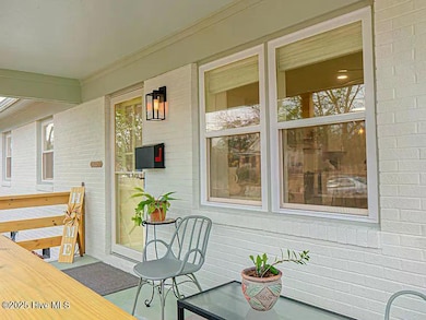 110 S 15th St, Wilmington, NC 28401 - photo 4