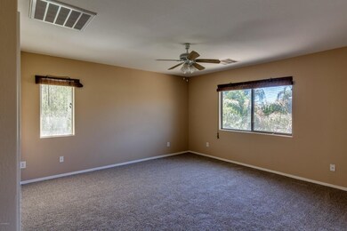 3659-E-Parkview-Dr-7
