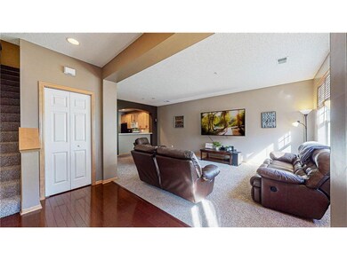 5-web-or-mls-8513-Forestview-Ln-N-entry