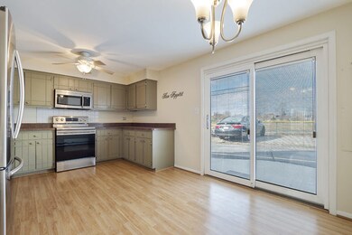 7344 W 84th St unit 7344, Bridgeview, IL 60455 - photo 7