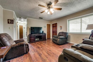 1005 N Spikes Rd, Corsicana, TX 75110 - photo 6