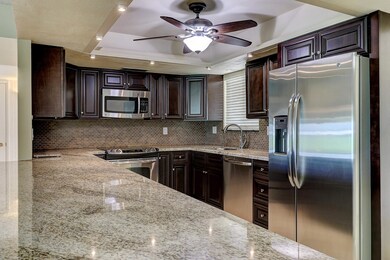 11104 W Cameo Dr, Sun City, AZ 85351 - photo 3