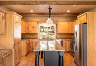 915 NW Greenbriar - MLS-3720