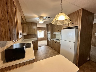 10220 E Main St unit 7, Apache Junction, AZ 85120 - photo 4