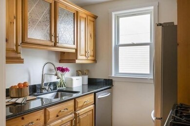 40 Kinnaird St unit 1, Cambridge, MA 02139 - photo 3