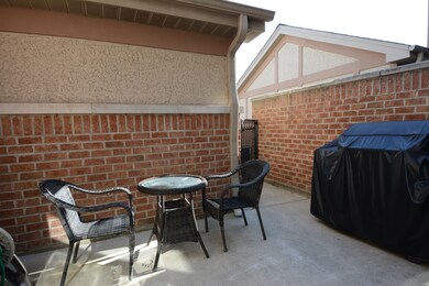 1943 Farnsworth Ln, Northbrook, IL 60062 - photo 4