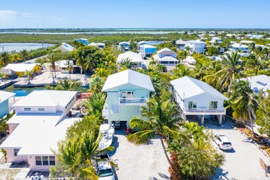 002-460BarryAve-FL-33042-FULL