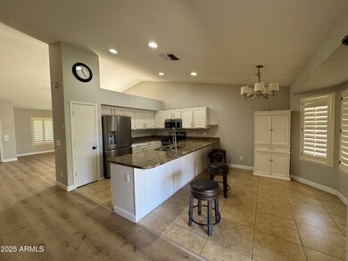 03 Kitchen