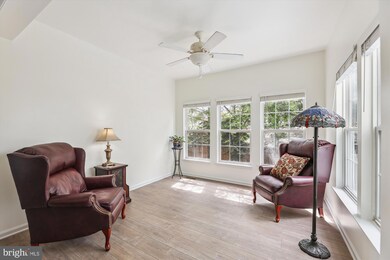 13511 Avonmore Dr, Herndon, VA 20171 - photo 6