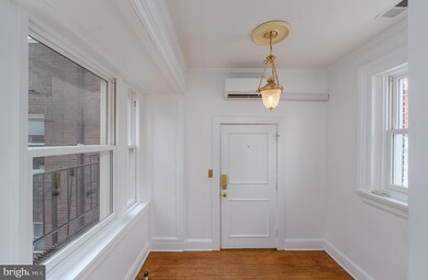 8 W Madison St unit 41, Baltimore, MD 21201 - photo 3