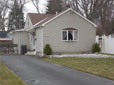 855 Lee Ave, North Tonawanda, NY 14120 - photo 2