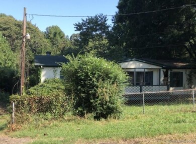 128 Kay Ln, Statesville, NC 28625 - photo 2