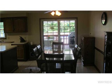 7188 Witmer Rd, North Tonawanda, NY 14120 - photo 4