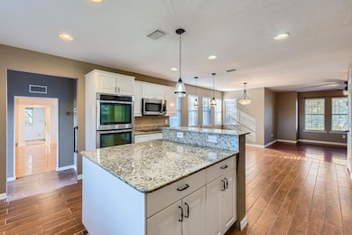 13003 S Madrone Trail unit B, Austin, TX 78737 - photo 6