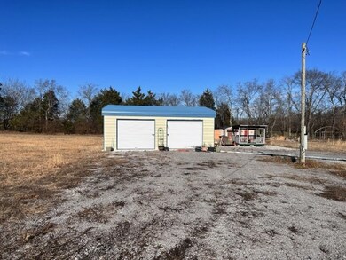 1400 Bethlehem Church Rd, Shelbyville, TN 37160 - photo 3