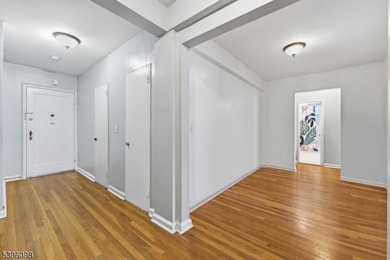 2520 John F. Kennedy Blvd unit 2C, Jersey City, NJ 07304 - photo 4