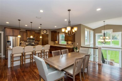 Large open Kitchen & Eating Area- perfect for ente