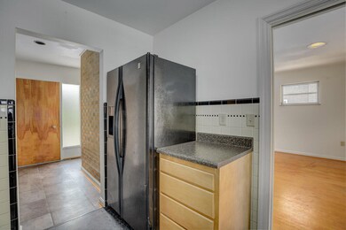 gregory kitchen 3