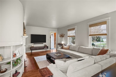 80 Lake Shore Dr, East Greenwich, RI 02818 - photo 3