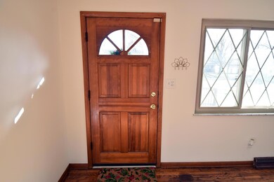 1128 Belden Rd, Columbus, OH 43229 - photo 3