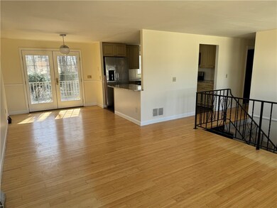 66 Rockcrest Dr, Cranston, RI 02920 - photo 3