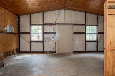 8215 Henley Road-16