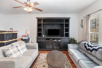 765 Greenwood Ave, Clarksville, TN 37040 - photo 5