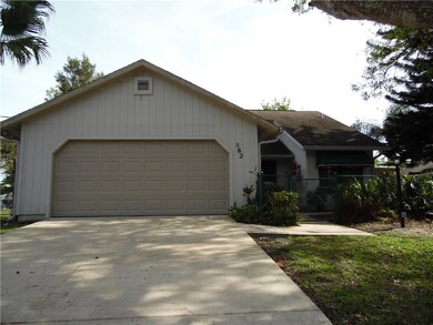 562 Concha Dr, Sebastian, FL 32958 - photo 2