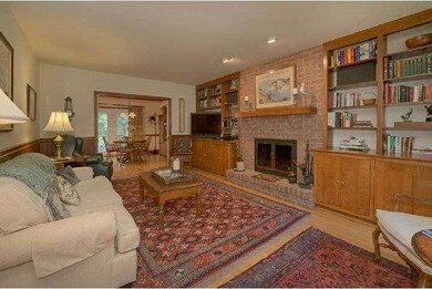 320 Lynne Ave, Reading, PA 19610 - photo 3