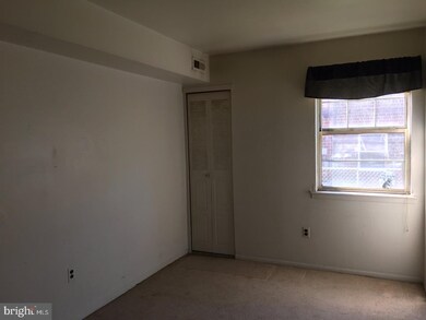8025 Moro St, Philadelphia, PA 19136 - photo 4