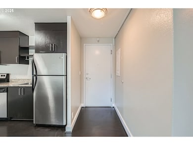 Harrison East unit 4G, Portland, OR 97201 - photo 5
