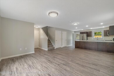 06-1548-N-High-St-Lansing-MI-48906-Windo