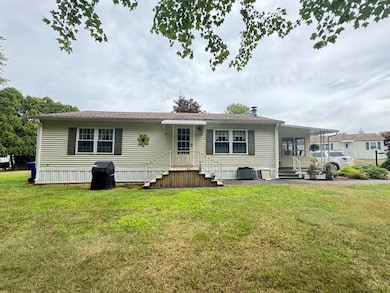 17 Puritan Rd, Taunton, MA 02780 - photo 2