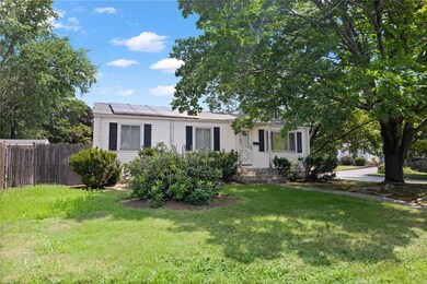 60 Meader St, Warwick, RI 02888 - photo 2