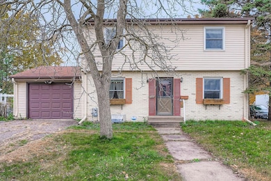 4654 Fillmore St NE, Columbia Heights, MN 55421 - photo 2