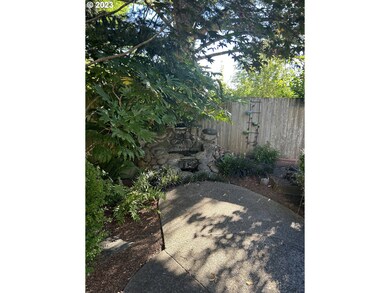 1327 High Touch St, West Linn, OR 97068 - photo 6