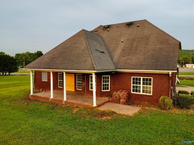 300 3rd St, Gurley, AL 35748 - photo 5