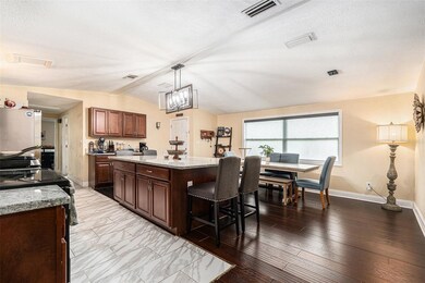 9220 Mcintosh Rd, Dover, FL 33527 - photo 7